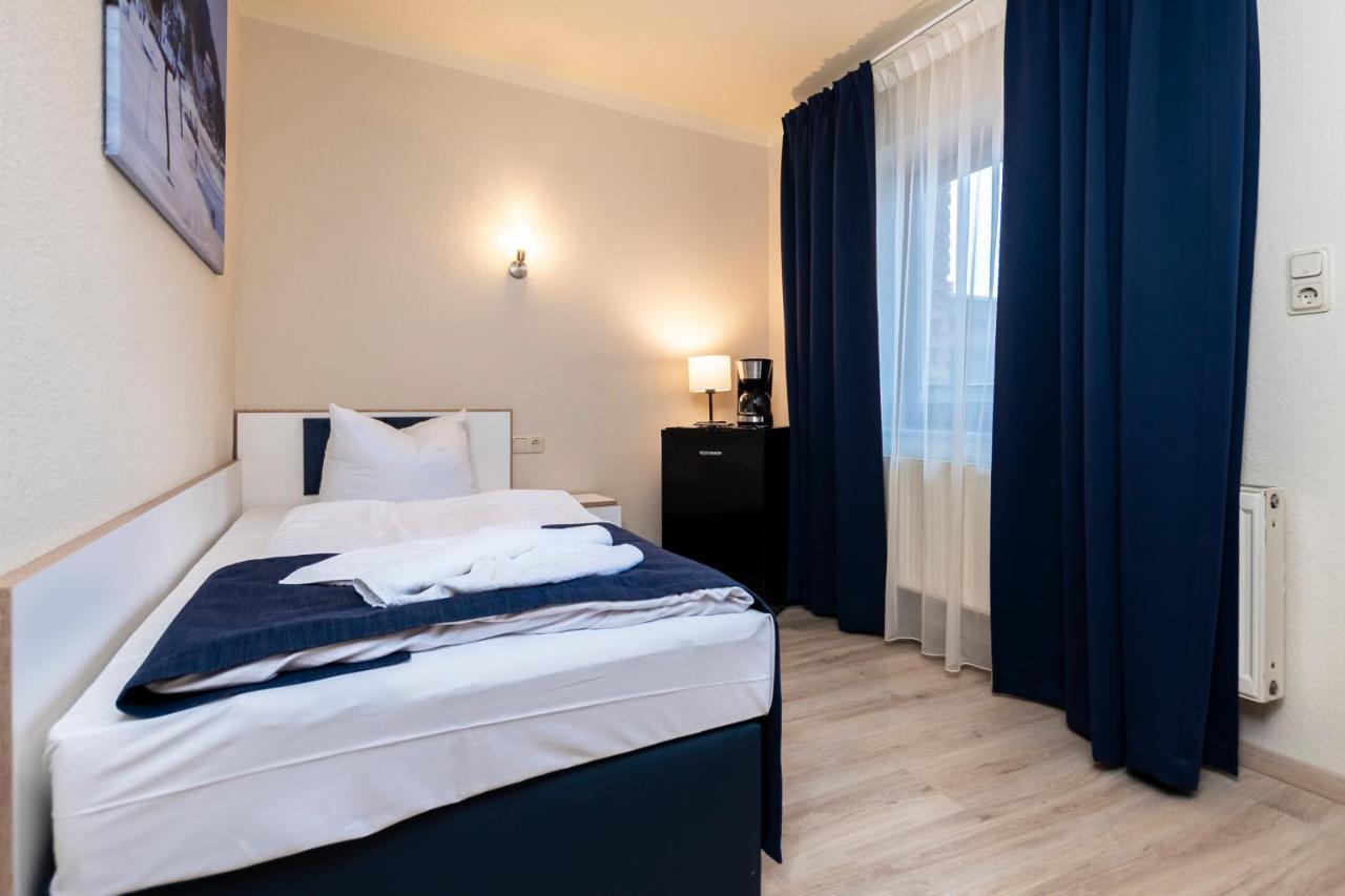 Aparthotel Stralsund Studios Und Apartments Bagian luar foto