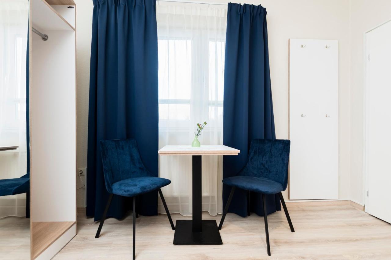 Aparthotel Stralsund Studios Und Apartments Bagian luar foto