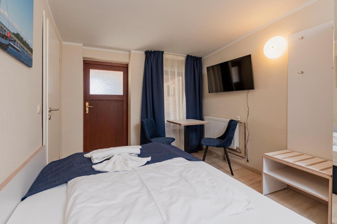 Aparthotel Stralsund Studios Und Apartments Bagian luar foto