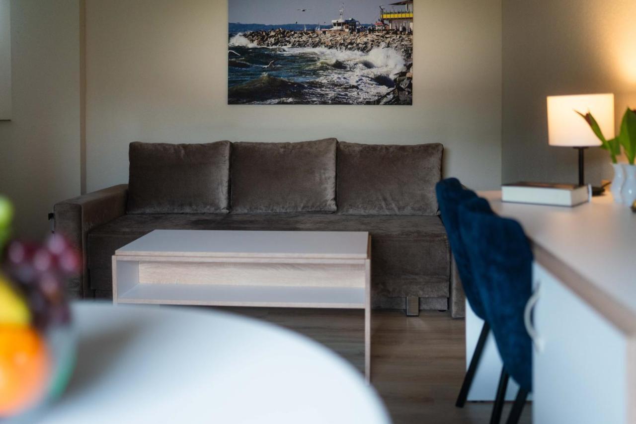 Aparthotel Stralsund Studios Und Apartments Bagian luar foto